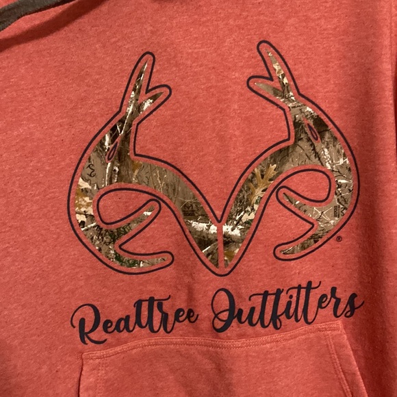 🟫🟫 Realtree Women’s Hooded Sweatshirt (size S) - Picture 3 of 7
